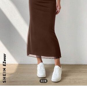 Long skirt figure